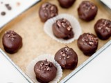 Chocolate Chickpea Truffles
