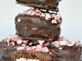 Cara’s Homemade Candy Cane “Oreo’s”