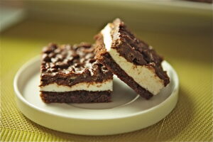 Deluxe Chocolate Marshmallow Bars 