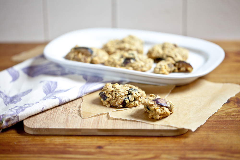 Cardamom Oatmeal Fig Cookies 