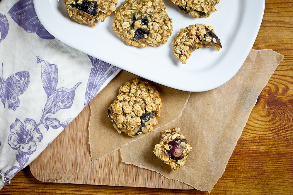 Cardamom Oatmeal Fig Cookies 