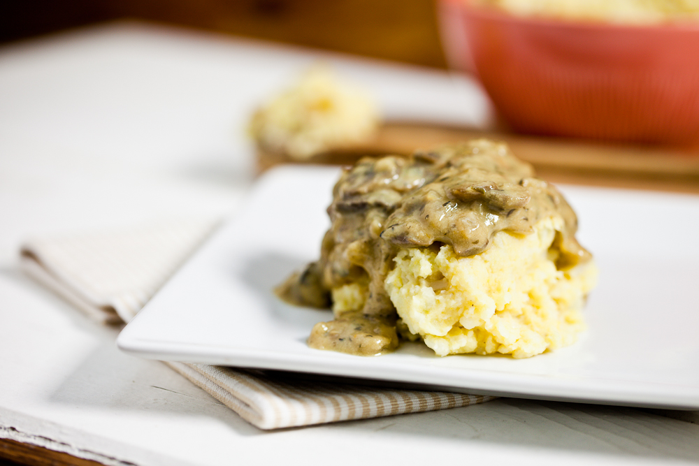 Chickpea Caulipots & Miso Mushroom Gravy