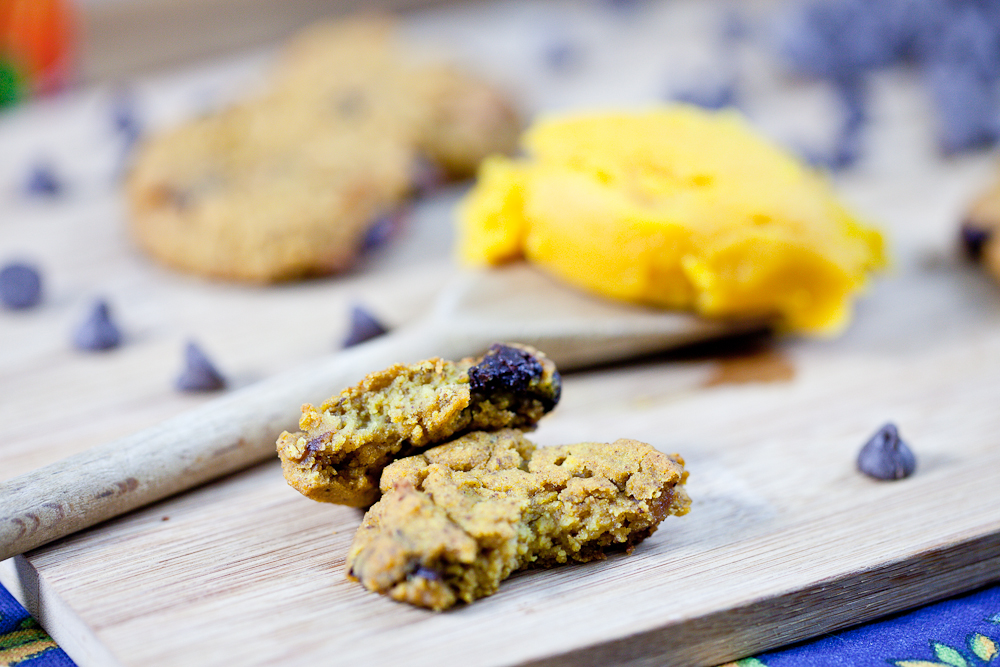 Flourless Pumpkin Chocolate Chip Cookies