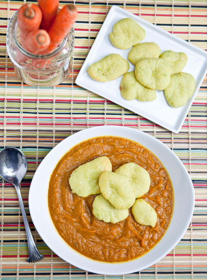 Curried Acorn Carrot Soup 