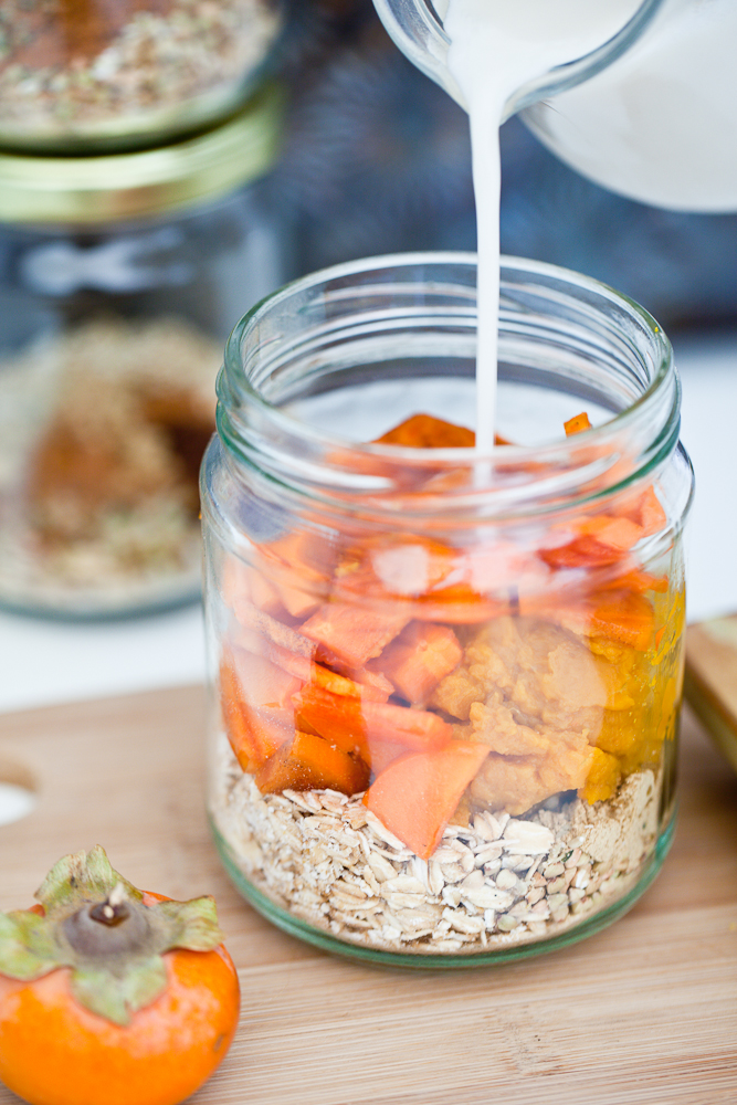 Pumpkin Persimmon Overnight Oats 