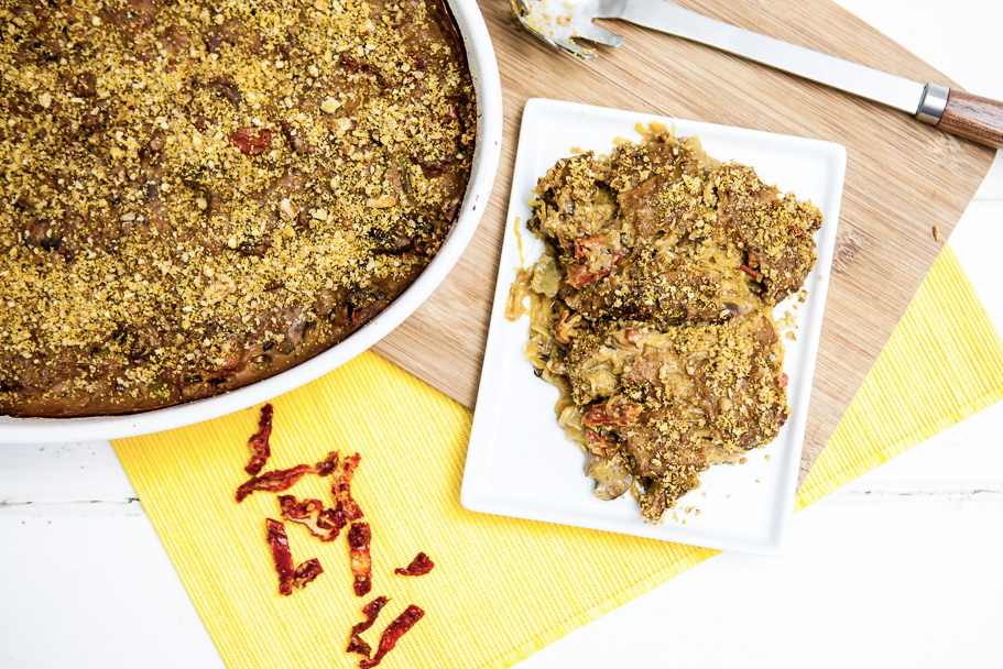 Cheesy Broccoli Spaghetti Squash Casserole 