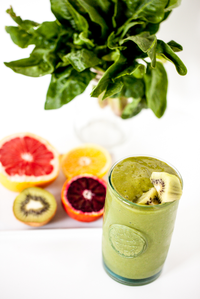 Winter Citrus Green Smoothie