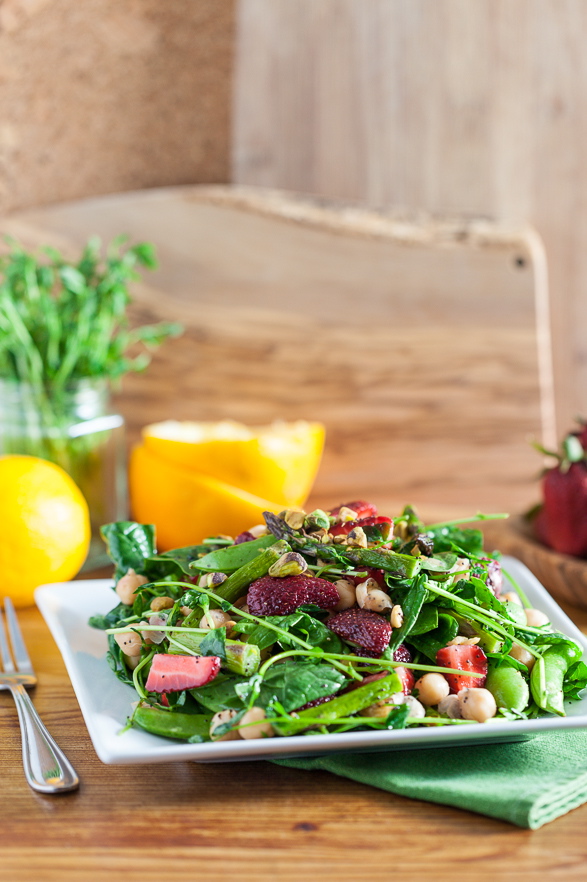 Springtime Strawberry Spinach Salad with Lemon Poppy Seed Dressing