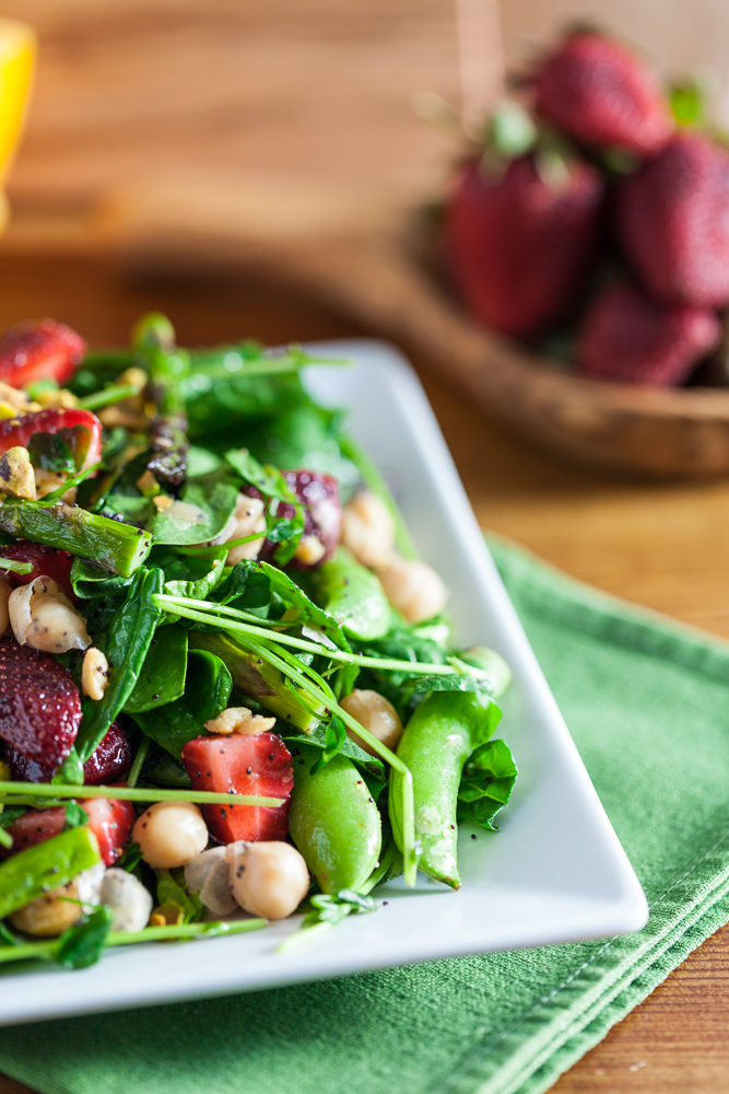 Springtime Strawberry Spinach Salad with Lemon Poppy Seed Dressing