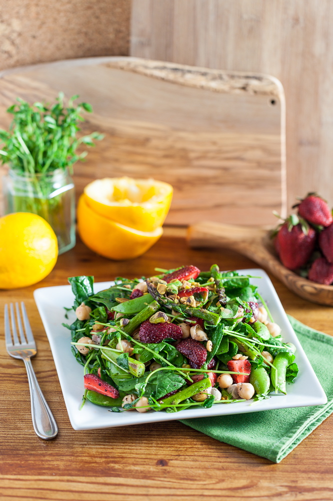 Springtime Strawberry Spinach Salad with Lemon Poppy Seed Dressing