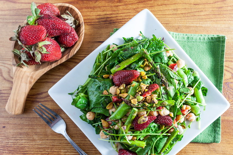 Springtime Strawberry Spinach Salad with Lemon Poppy Seed Dressing