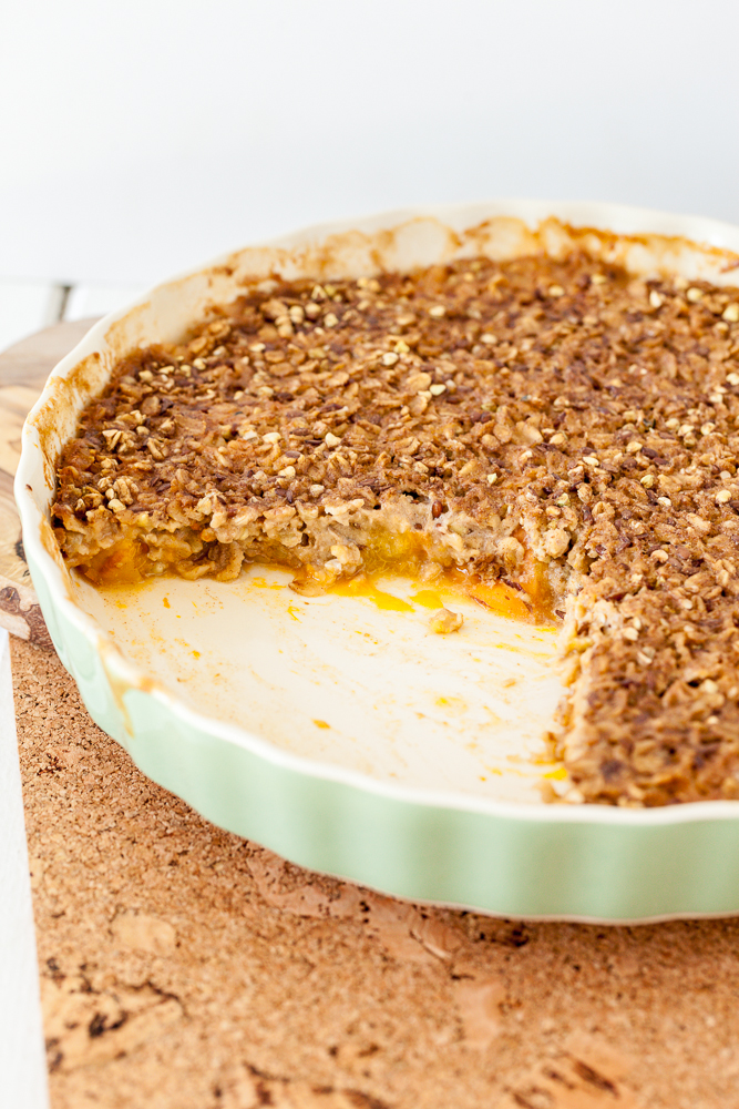 Baked Apricot Crumble Oatmeal