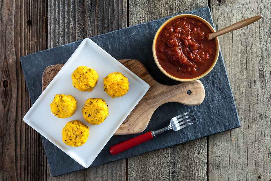 Polenta Cornballs with Spicy Marinara Sauce