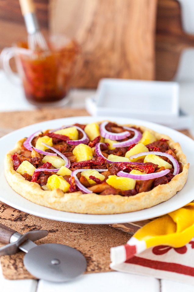 Hawaiian BBQ Jackfruit Pizza