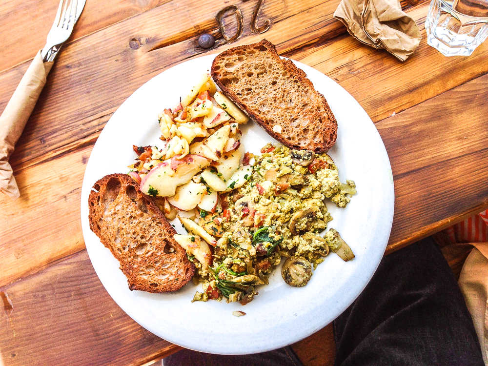 Basil Pesto Vegetable Tofu Scramble