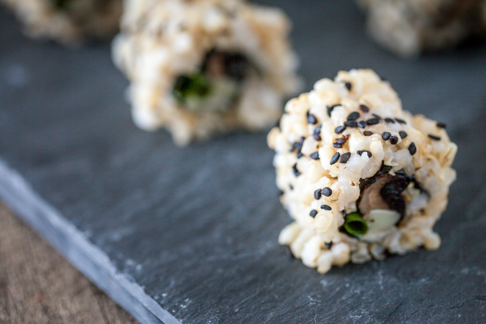 Smoky Roasted Portobello Sushi