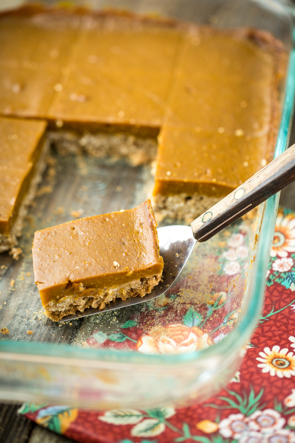 Oatmeal Pumpkin Pie Bars