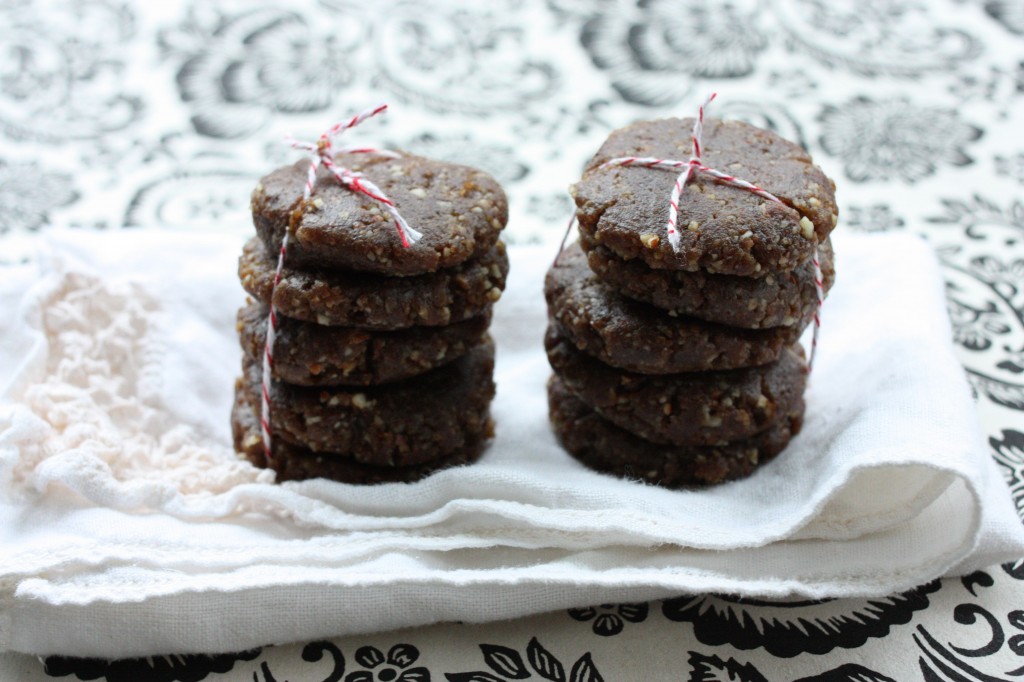 Gena's (Mostly) Raw, Vegan Gingerbread Cookies