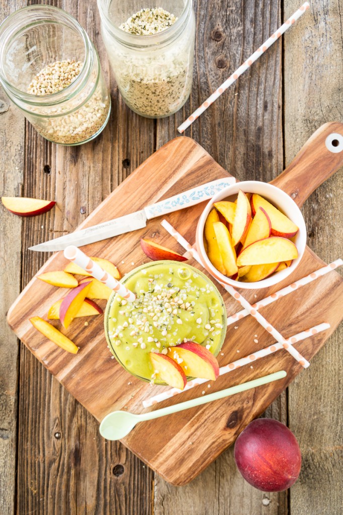 https://keepinitkind.com/wp-content/uploads/2014/05/Energizing-Peach-Green-Tea-Smoothie-10-682x1024.jpg