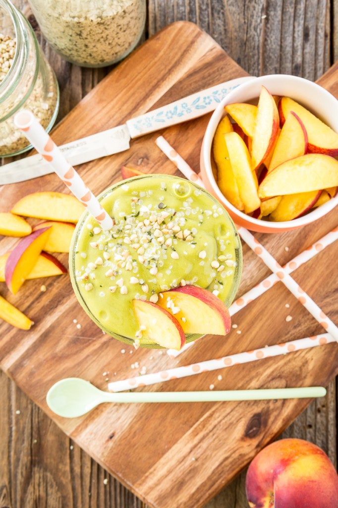 Energizing Peach Green Tea Smoothie