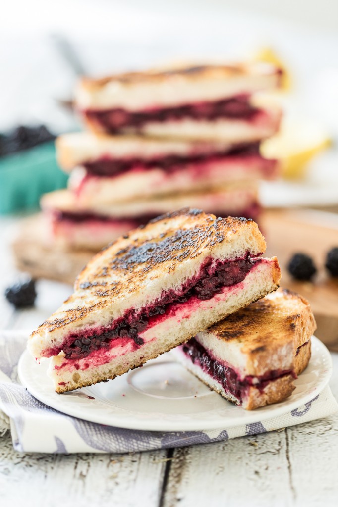 Blackberry Grilled Cheese - Life As A Strawberry