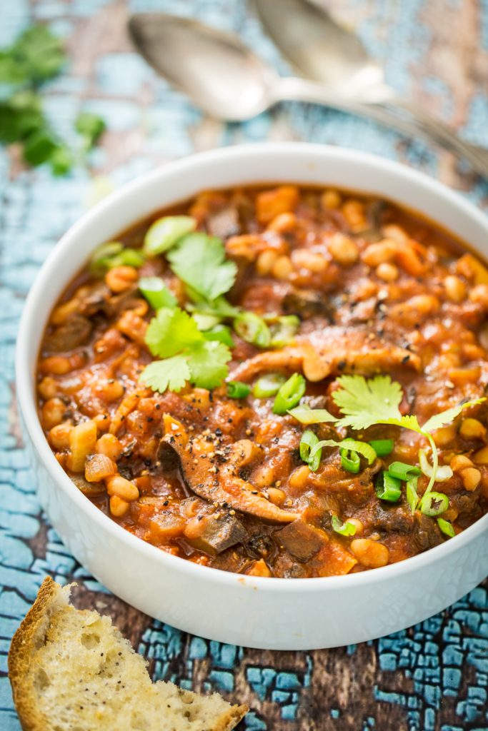 Portobello Chili with Shiitakes & Fennel