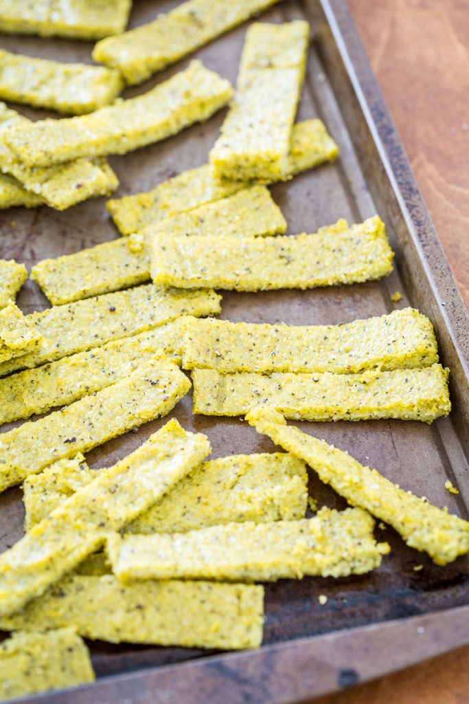 Pesto Polenta Fries with Spicy Aioli from Greens 24/7 + a GIVEAWAY!