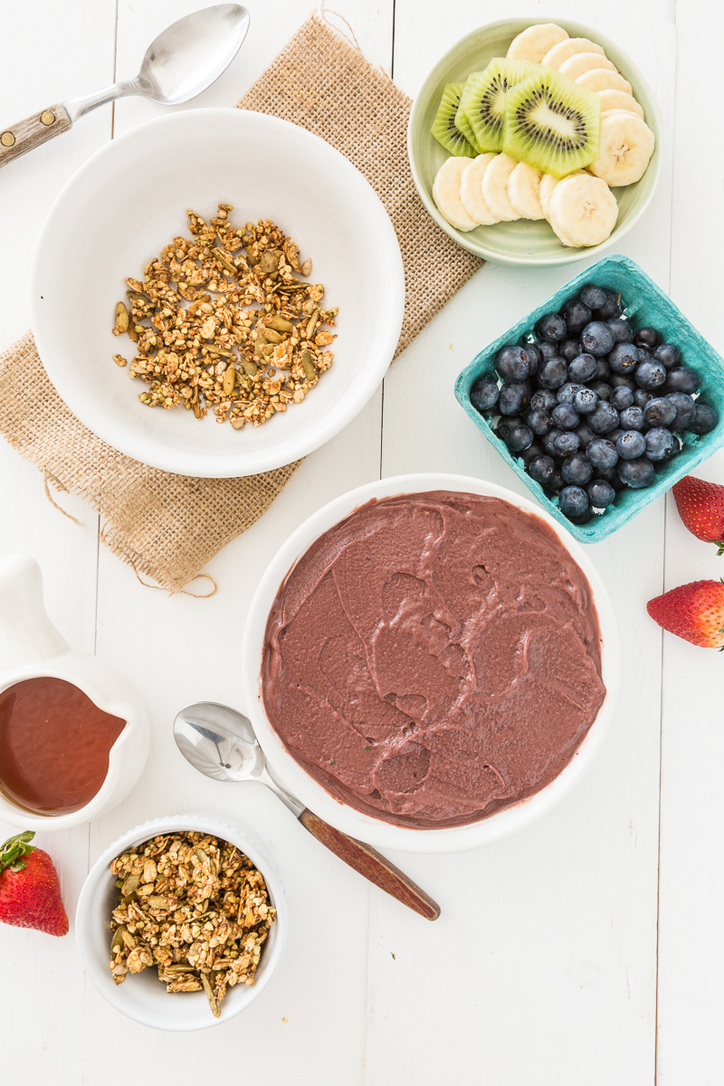 My Favorite Açai Bowl + Tips & Tricks for a Stellar Smoothie Bowl