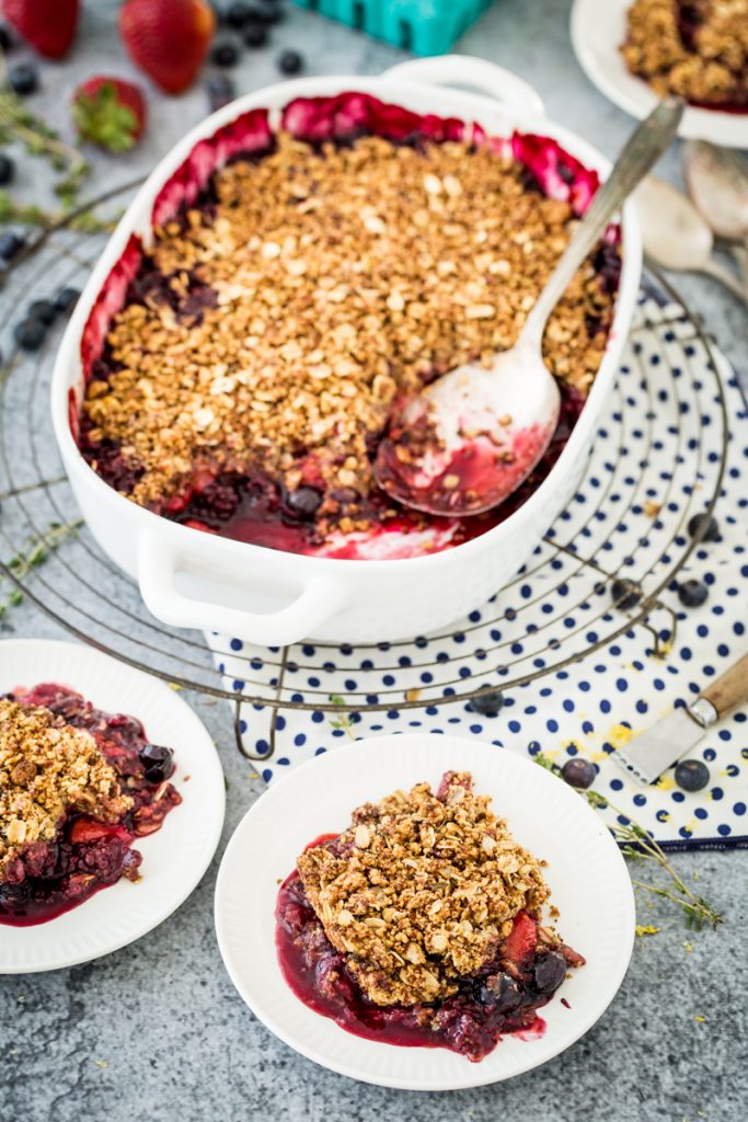 Lemon-Thyme Berry Crisp