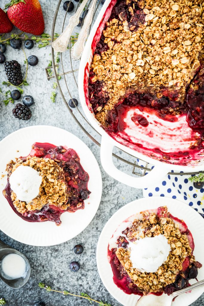 Lemon-Thyme Berry Crisp